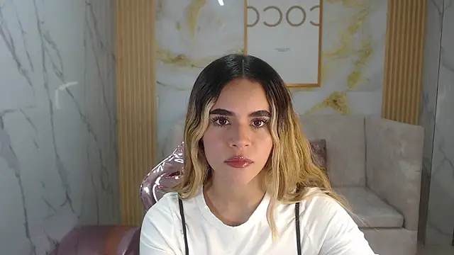 lilith4 s online show from October 1, 8:47 pm