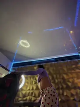 Isabella-Teen online show from March 19, 2:16 am