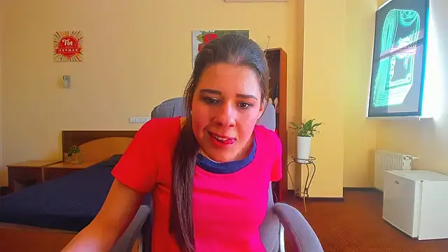 Joannia online show from September 28, 8:30 am