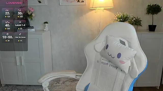Snapshot of Gentle_Ariel chatting on October 9, 1:54 am Gentle Ariel online show from October 9, 1:54 am