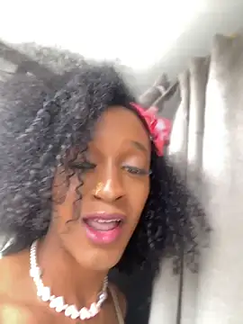 Mia royal online show from April 18, 7:58 pm