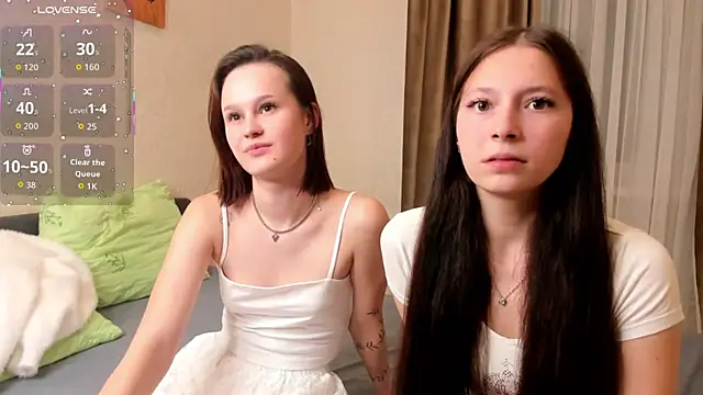 Snapshot of GabrielleLynchard chatting on September 15, 7:32 pm GabrielleLynchard online show from September 15, 7:32 pm