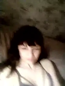 AliceSwan1122 online show from April 4, 9:13 pm