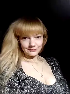 AliceSwan1122 online show from September 28, 1:23 am