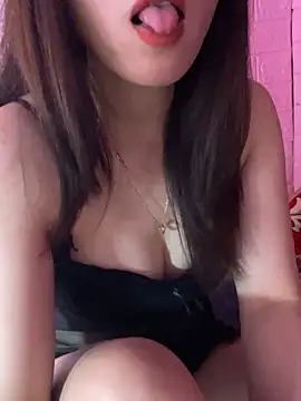 Moon pusy online show from November 12, 8:23 am