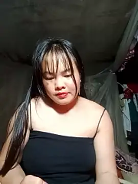 emilyzz online show from February 3, 7:46 am