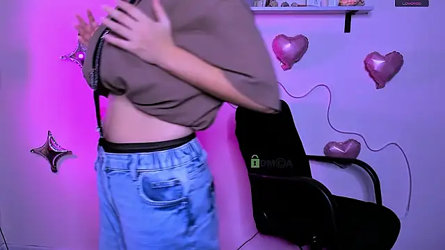 kaela spell  online show from February 11, 8:21 pm