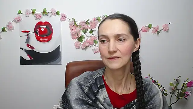 TayaFinch online show from November 26, 2:29 pm