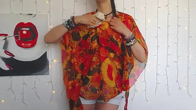 TayaFinch online show from July 25, 12:23 pm