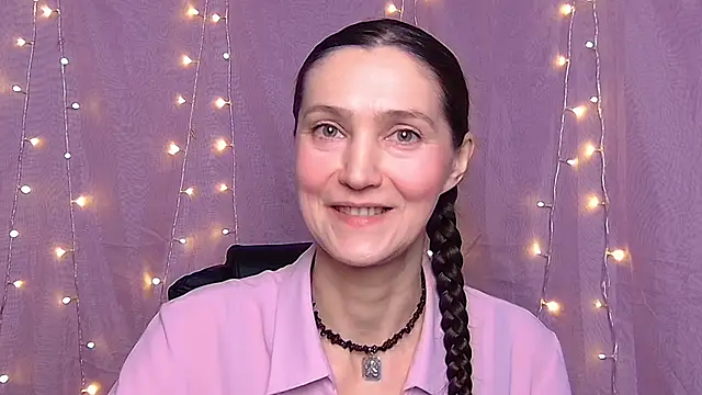 TayaFinch online show from March 3, 1:39 pm