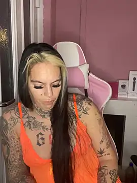 DIRTY PAISLEY X online show from November 24, 4:42 pm