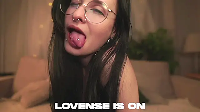 DarcyAspacio online show from February 5, 11:57 am