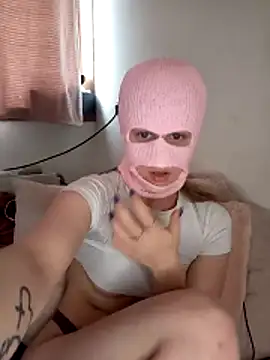 Lolapussyxoxo online show from December 18, 11:04 am