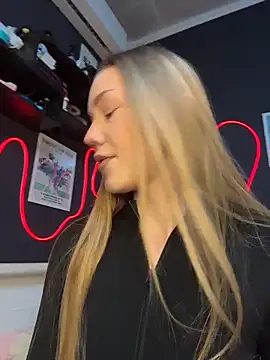 MilaMoone online show from February 18, 12:59 pm