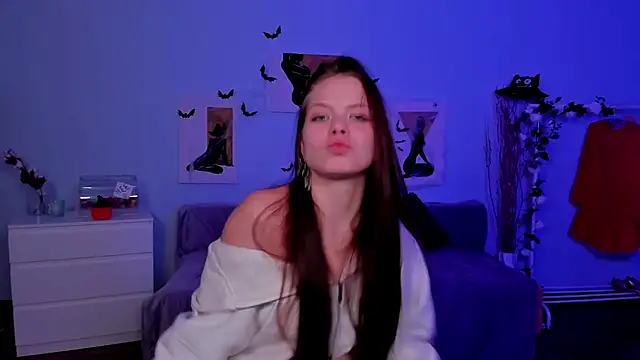 BetsyKiss online show from October 25, 5:09 pm