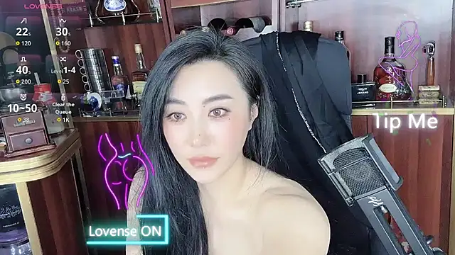 A-Lin-666 online show from October 10, 12:43 pm