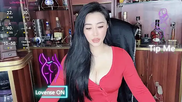 A-Lin-666 online show from October 8, 6:18 am