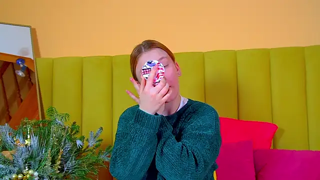 BeatriceBinoche online show from December 17, 7:29 pm