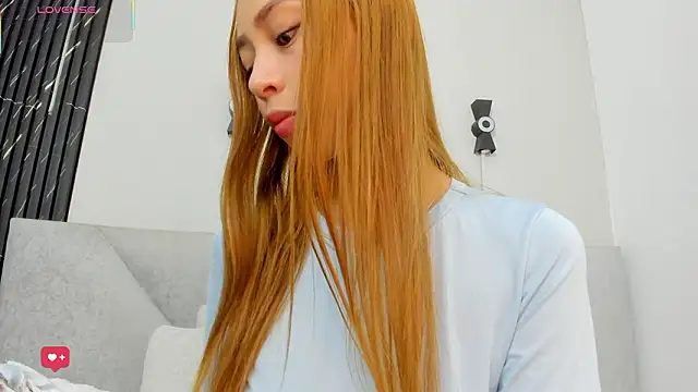 Naomi Rousse online show from February 23, 12:59 pm