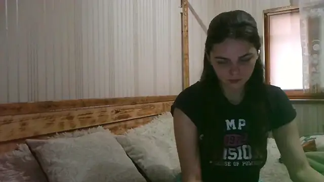 EthelsLover online show from November 17, 10:05 am