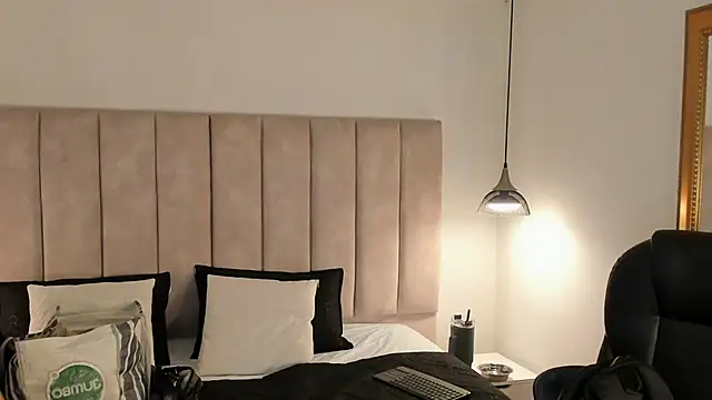 Megan-8 online show from April 5, 11:42 am