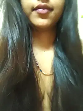 reetika6375 online show from February 21, 9:59 pm