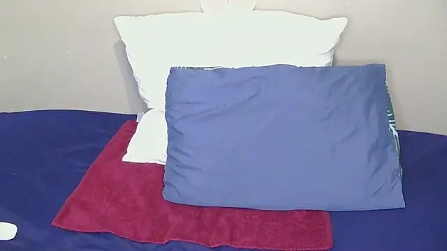 Snapshot of Serafynn chatting on October 19, 12:45 am Serafynn online show from October 19, 12:45 am