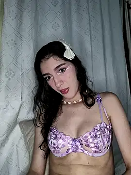 Emily-hottson online show from October 10, 6:18 am