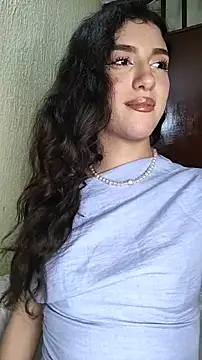 Emily-hottson online show from November 14, 5:18 am