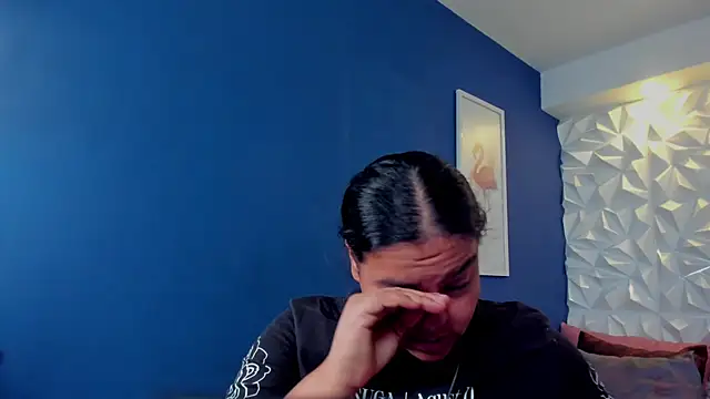 freya cole  online show from November 12, 11:30 am