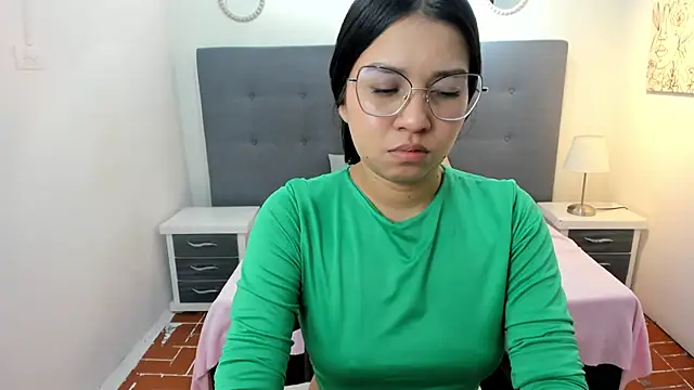 chaneelstark online show from November 30, 4:38 am