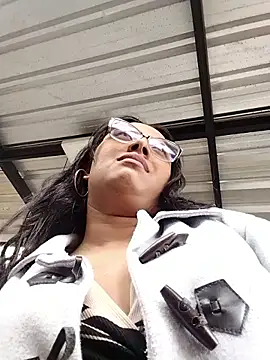 Ebony-Goddess19 online show from January 15, 7:09 pm