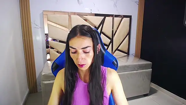 Maily a  online show from January 15, 3:01 am