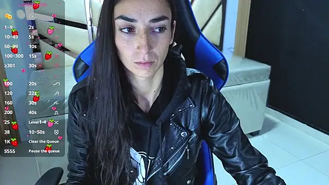 Maily a  online show from April 2, 3:04 am