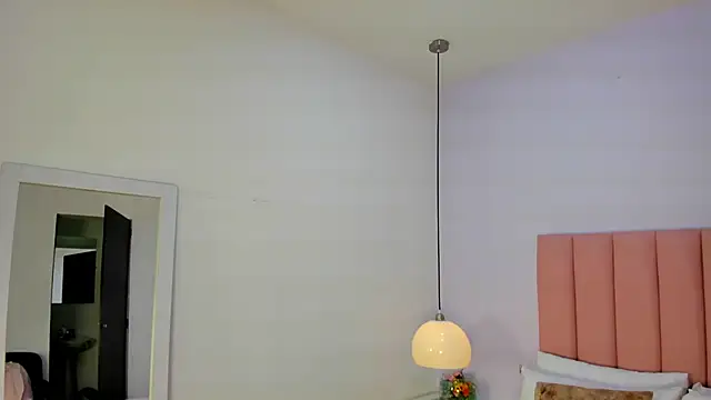 Amy Ferreira online show from November 9, 3:02 am