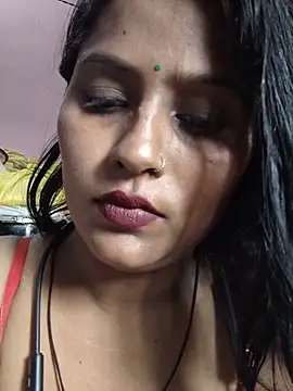 Jasmine Januja online show from June 3, 2:34 am