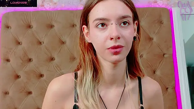 CoraVex online show from November 13, 5:17 am