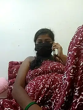 TAMIL AMMUKUTTYY online show from November 3, 7:07 pm