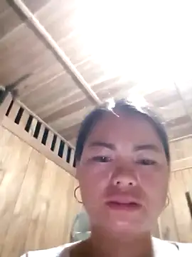 emly-xinh18 online show from September 19, 2:16 pm