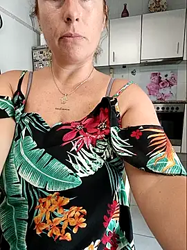 bichota85 online show from September 16, 1:52 pm