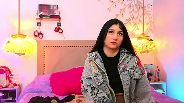 Daphnee-x online show from October 13, 11:57 am