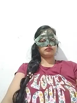 ms-naina online show from July 9, 7:05 pm