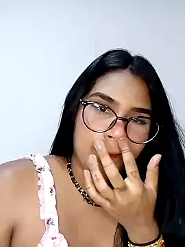 Renata Zoe online show from October 6, 2:17 am