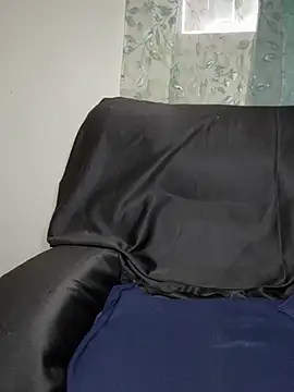 foreigntitts  online show from February 12, 8:32 pm