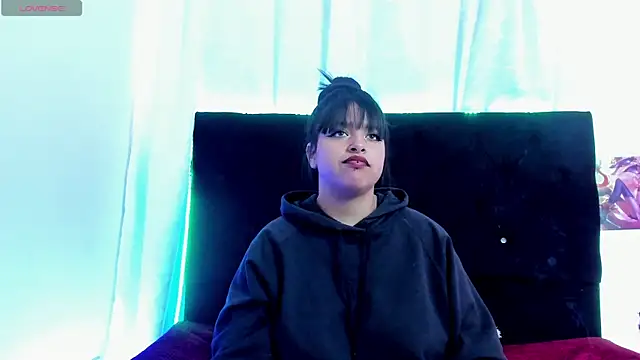 queen salomme online show from October 1, 11:48 am