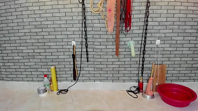 BDSM MEDUZA online show from November 8, 5:40 pm