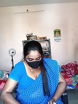 queendivya online show from April 15, 5:52 am