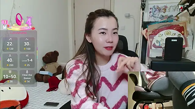 sallycui online show from February 16, 1:33 pm