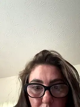 Rileyxxx69 online show from September 19, 8:19 pm