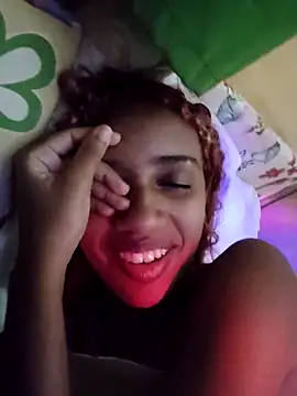 Barbiefox24 online show from November 12, 9:40 am